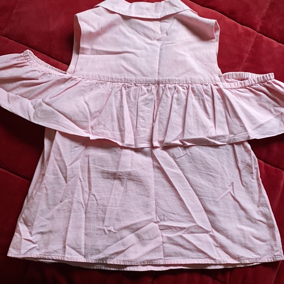 Women’s Shirt - Worn a Few Times - Picture 4 of 4